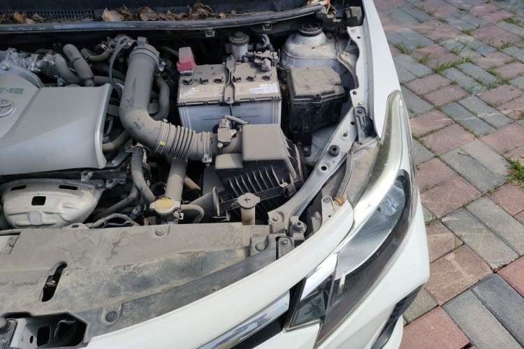 Used Toyota Vios 2021 1.5L CVT Innovation Edition Engine Bay Left