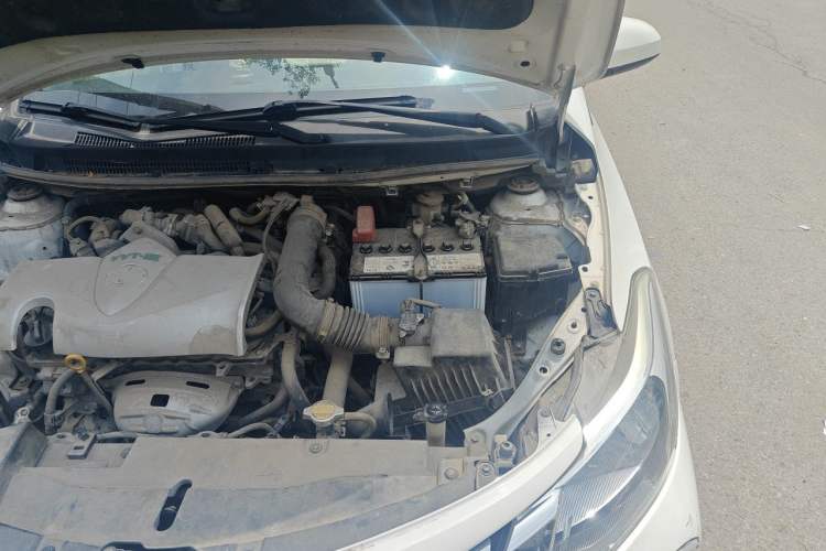 Used Toyota Vios 2021 1.5L CVT Innovation Edition Engine Bay Left