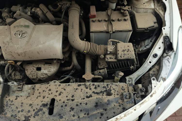 Used Toyota Vios 2021 1.5L CVT Innovation Edition Engine Bay Left