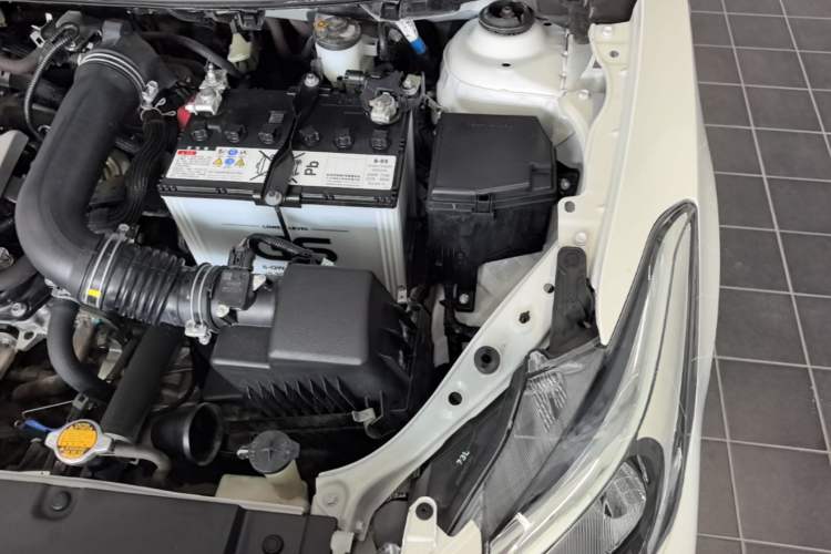 Used Toyota Vios 2021 1.5L CVT Innovation Edition Engine Bay Left