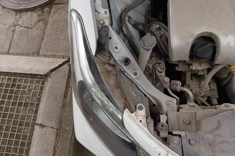 Used Toyota Vios 2021 1.5L CVT Innovation Edition Engine Bay Right