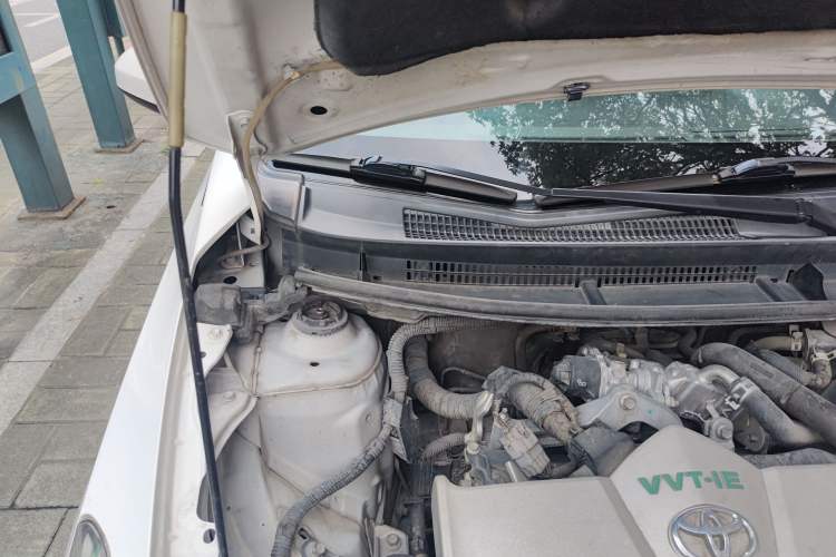 Used Toyota Vios 2021 1.5L CVT Innovation Edition Engine Bay Right