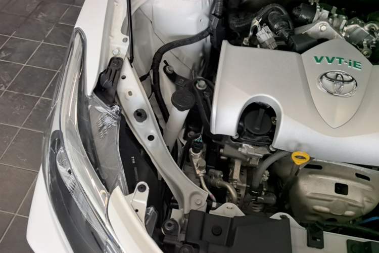Used Toyota Vios 2021 1.5L CVT Innovation Edition Engine Bay Right