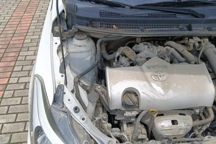 Used Toyota Vios 2021 1.5L CVT Innovation Edition Engine Bay Right