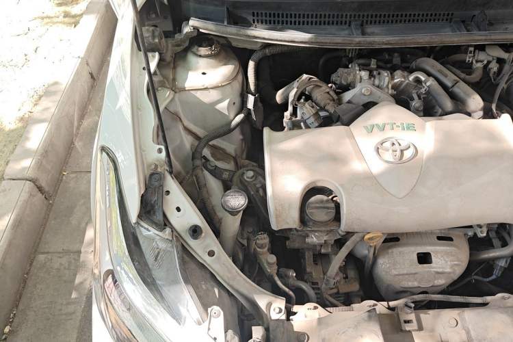 Used Toyota Vios 2021 1.5L CVT Innovation Edition Engine Bay Right