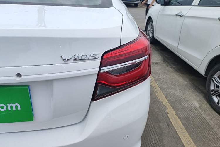 Used Toyota Vios 2021 1.5L CVT Comfort Edition Exterior 3