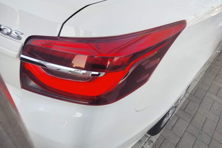 Used Toyota Vios 2021 1.5L CVT Innovation Edition Exterior 6