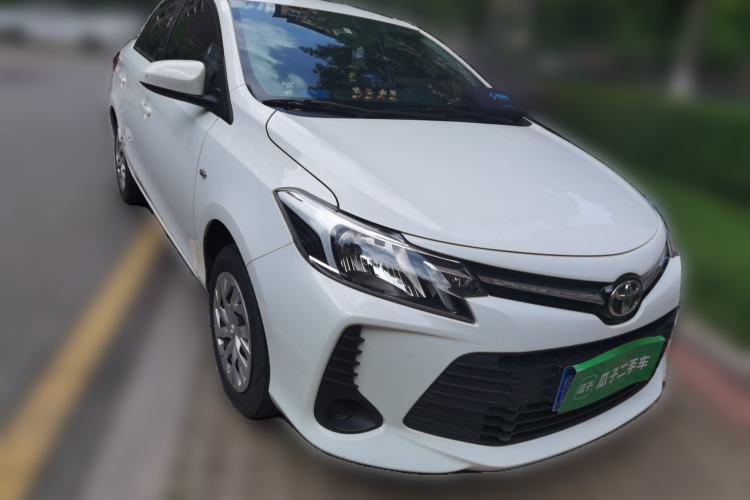 Used Toyota Vios 2021 1.5L CVT Innovation Edition Front Right 45 Deg