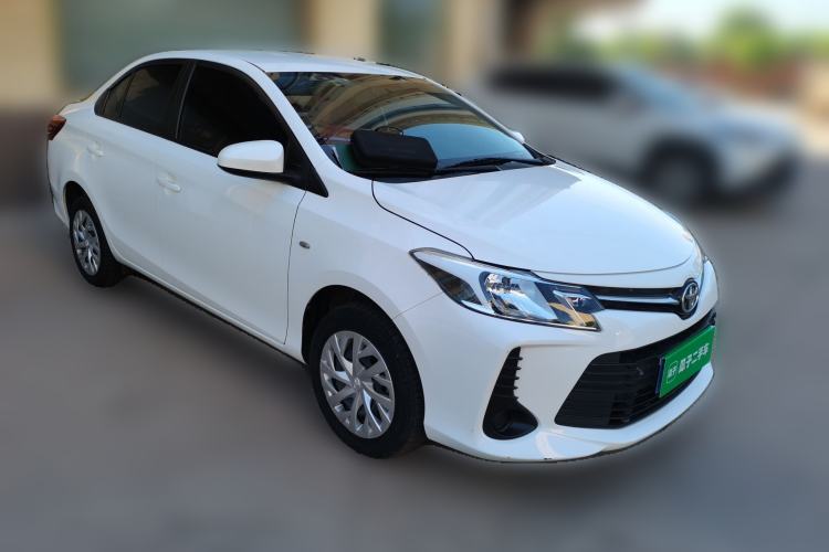 Used Toyota Vios 2021 1.5L CVT Innovation Edition Front Right 45 Deg