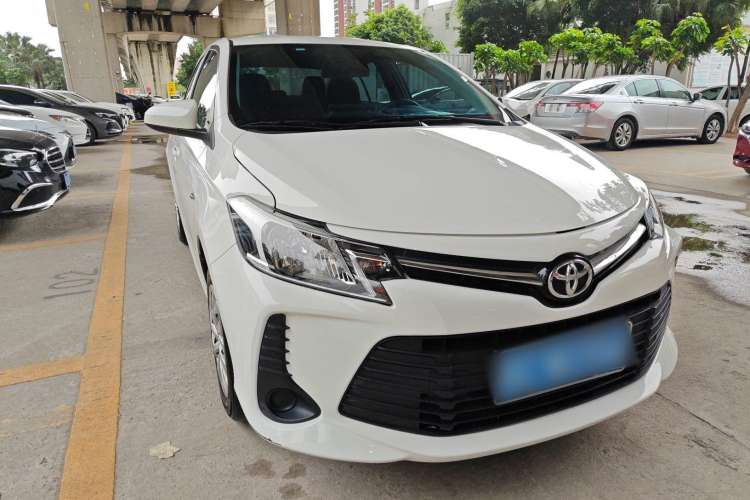 Used Toyota Vios 2021 1.5L CVT Innovation Edition Front Right 45 Deg