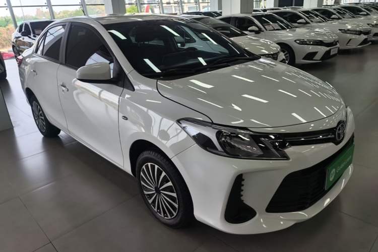 Used Toyota Vios 2021 1.5L CVT Innovation Edition Front Right 45 Deg