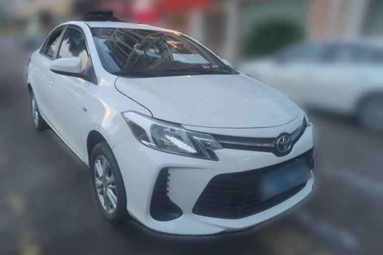 Used Toyota Vios 2021 1.5L CVT Innovation Edition Front Right 45 Deg