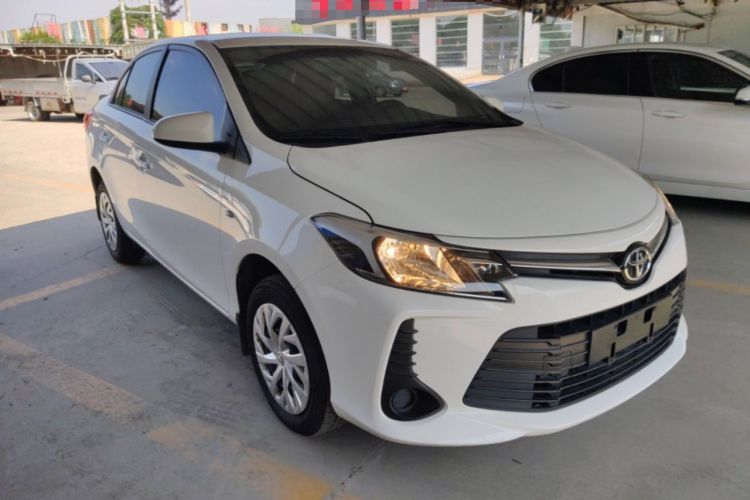 Used Toyota Vios 2021 1.5L Manual Entry-Level Version Front Right 45 Deg
