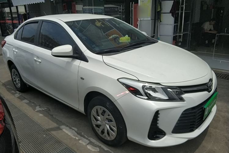 Used Toyota Vios 2021 1.5L CVT Comfort Edition Front Right 45 Deg