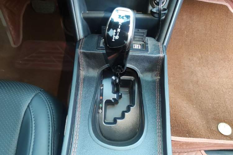 Used Toyota Vios 2021 1.5L CVT Innovation Edition Gear Lever