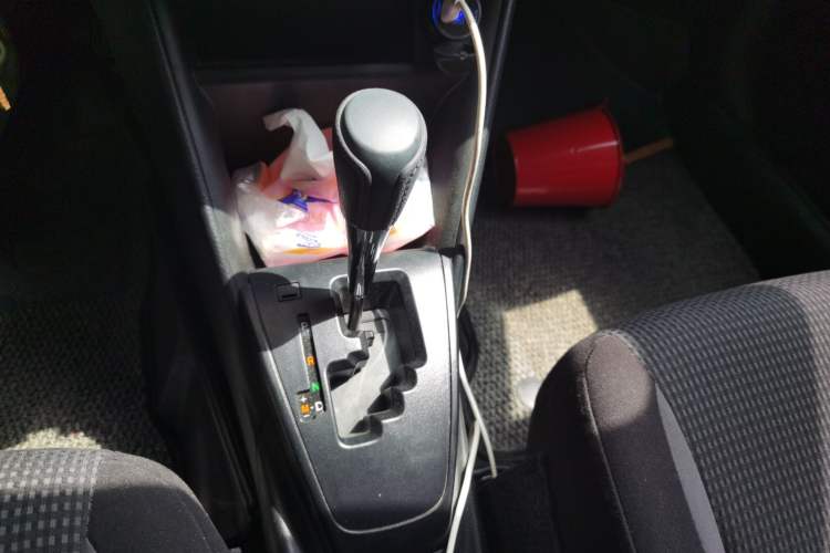 Used Toyota Vios 2021 1.5L CVT Innovation Edition Gear Lever