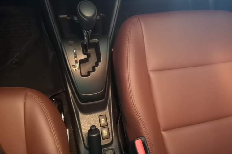 Used Toyota Vios 2021 1.5L CVT Smart Drive Edition Gear Lever