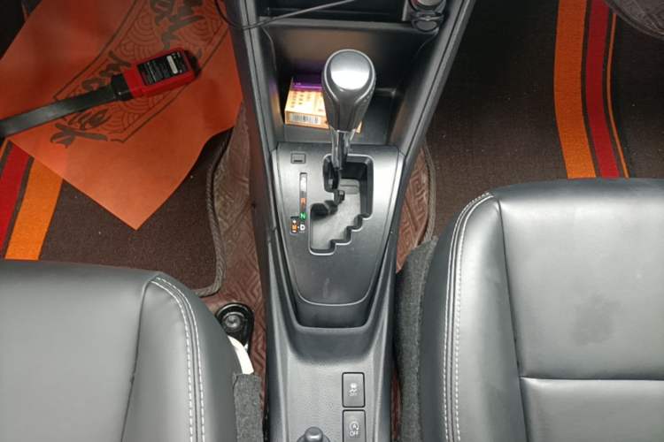 Used Toyota Vios 2021 1.5L CVT Comfort Edition Gear Lever