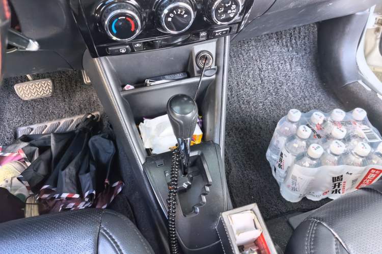 Used Toyota Vios 2021 1.5L CVT Innovation Edition Gear Lever