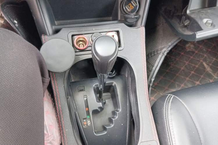 Used Toyota Vios 2021 1.5L CVT Innovation Edition Gear Lever