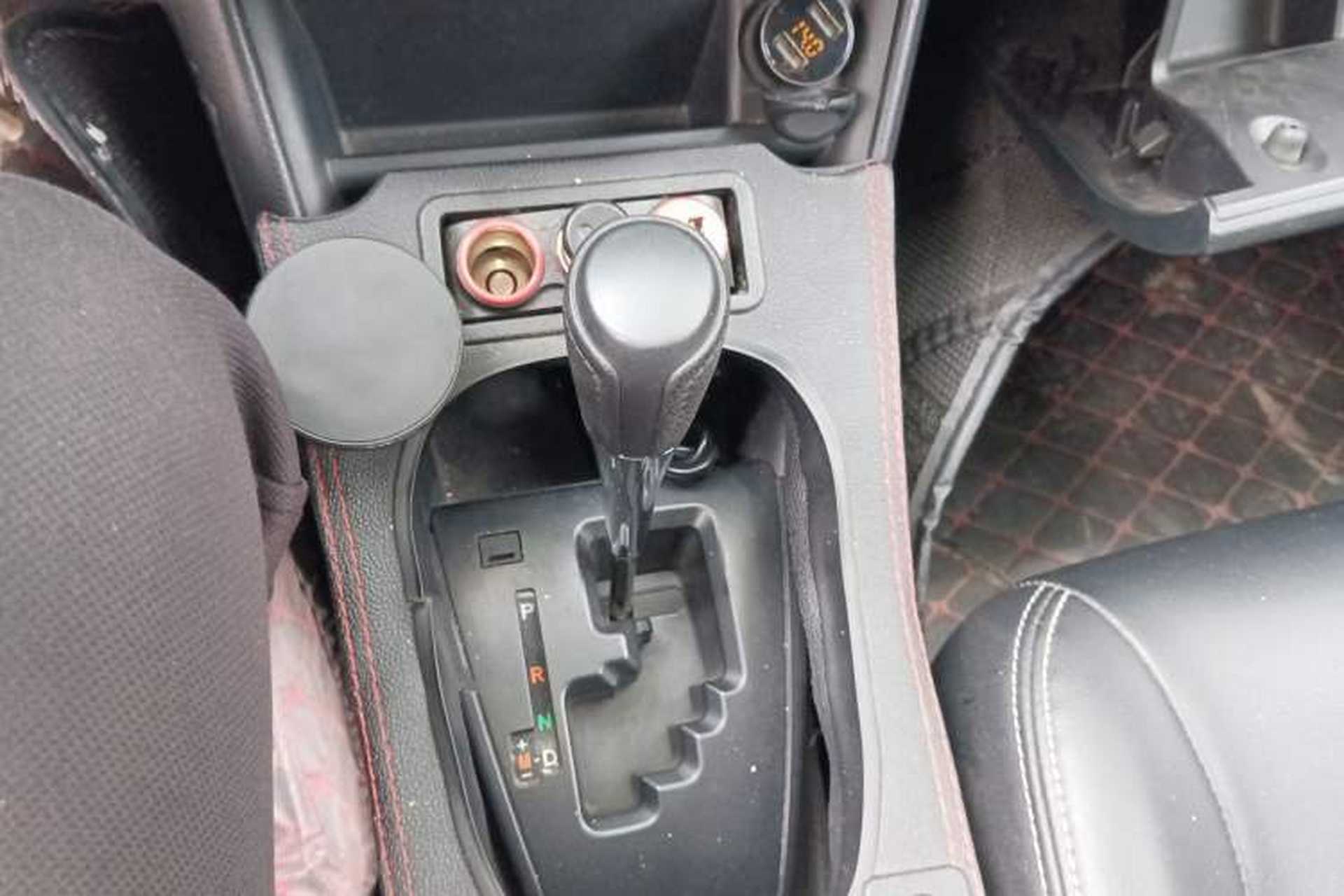 Used Toyota Vios 2021 1.5L CVT Innovation Edition Gear Lever