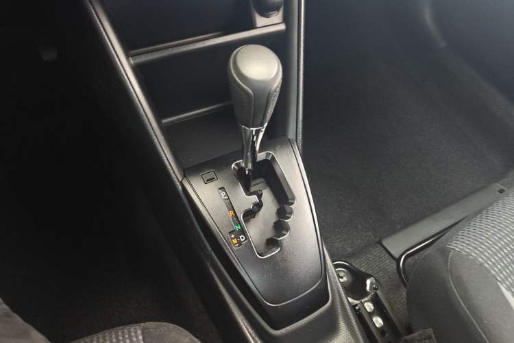 Used Toyota Vios 2021 1.5L CVT Innovation Edition Gear Lever