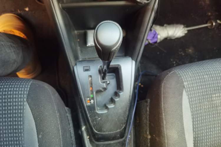 Used Toyota Vios 2021 1.5L CVT Innovation Edition Gear Lever