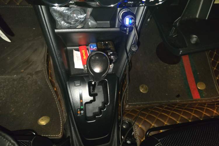 Used Toyota Vios 2021 1.5L CVT Innovation Edition Gear Lever