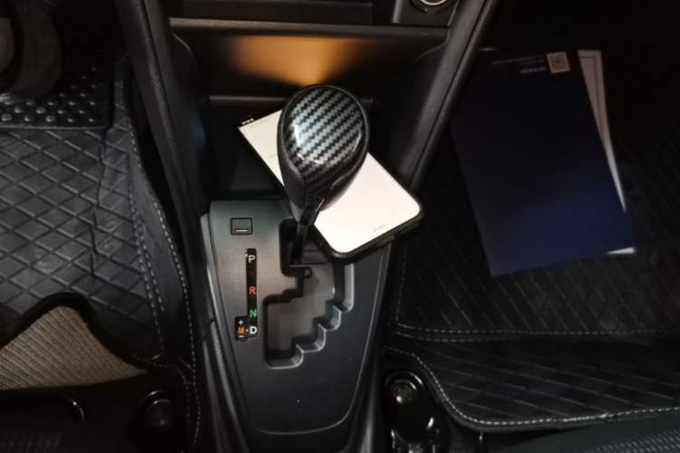 Used Toyota Vios 2021 1.5L CVT Comfort Edition Gear Lever
