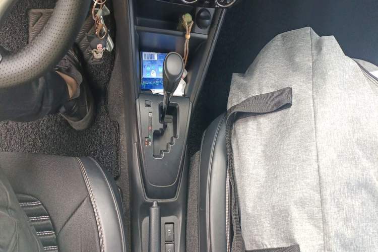 Used Toyota Vios 2021 1.5L CVT Innovation Edition Gear Lever