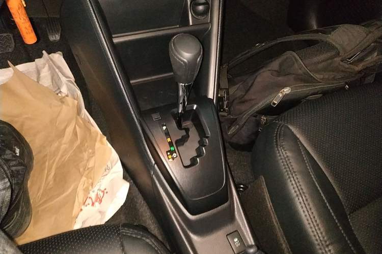 Used Toyota Vios 2021 1.5L CVT Innovation Edition Gear Lever