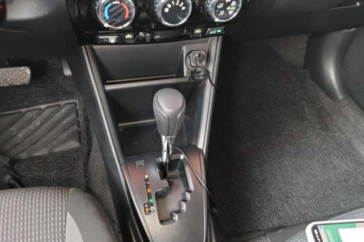 Used Toyota Vios 2021 1.5L CVT Smart Drive Edition Gear Lever