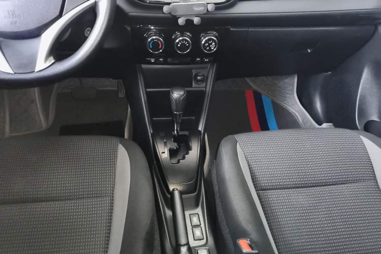 Used Toyota Vios 2021 1.5L CVT Innovation Edition Gear Lever