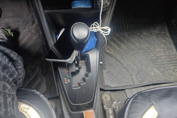 Used Toyota Vios 2021 1.5L CVT Innovation Edition Gear Lever