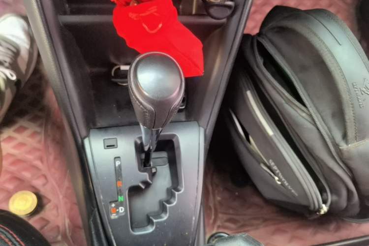 Used Toyota Vios 2021 1.5L CVT Innovation Edition Gear Lever