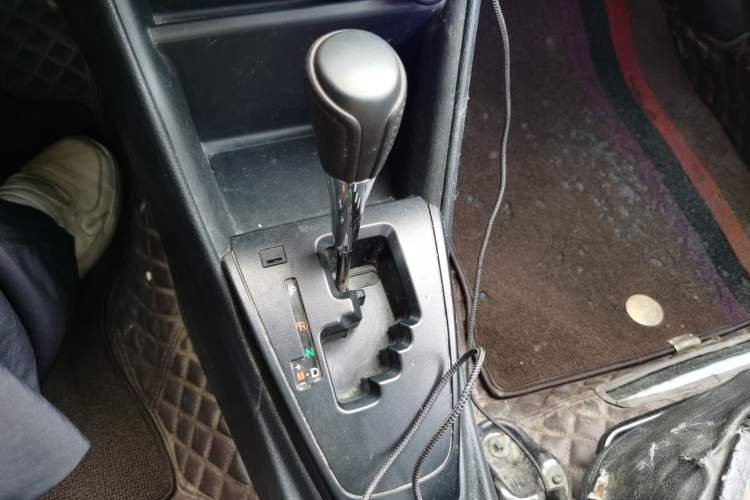 Used Toyota Vios 2021 1.5L CVT Innovation Edition Gear Lever