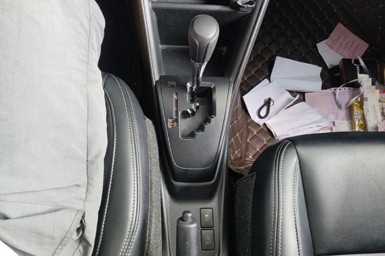 Used Toyota Vios 2021 1.5L CVT Innovation Edition Gear Lever