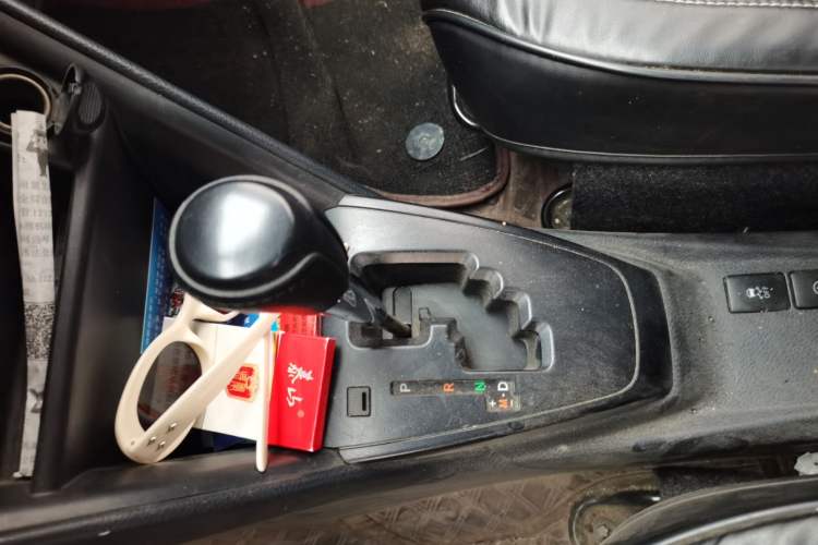 Used Toyota Vios 2021 1.5L CVT Innovation Edition Gear Lever