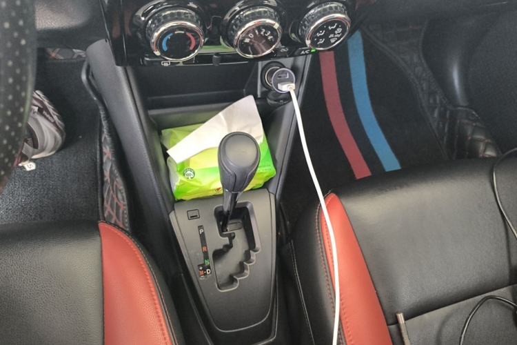 Used Toyota Vios 2021 1.5L CVT Innovation Edition Gear Lever