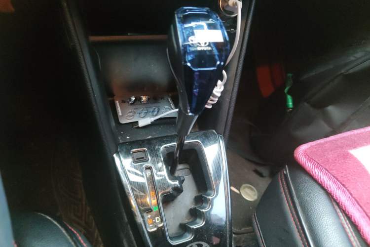 Used Toyota Vios 2021 1.5L CVT Innovation Edition Gear Lever