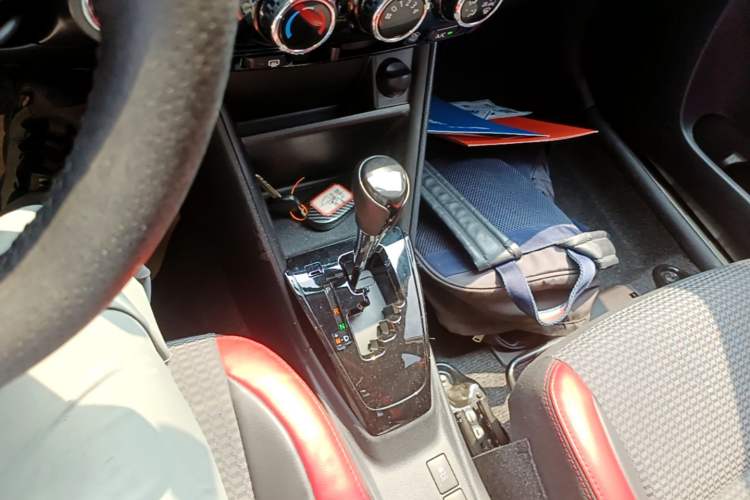 Used Toyota Vios 2021 1.5L CVT Comfort Edition Gear Lever