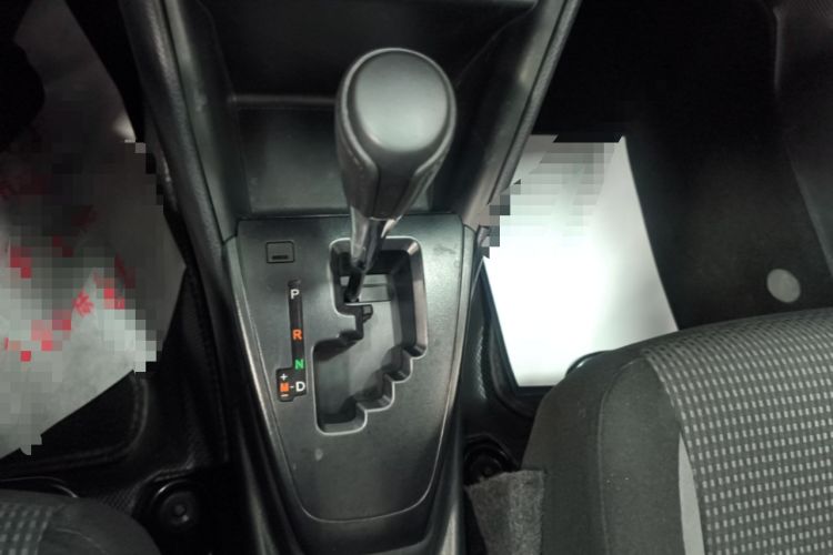 Used Toyota Vios 2021 1.5L CVT Innovation Edition Gear Lever