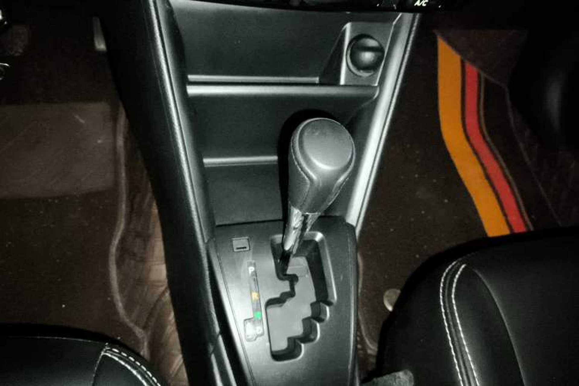 Used Toyota Vios 2021 1.5L CVT Innovation Edition Gear Lever