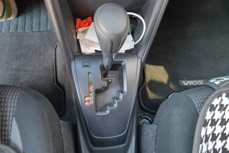 Used Toyota Vios 2021 1.5L CVT Innovation Edition Gear Lever