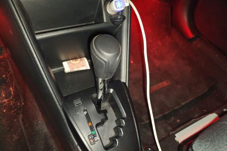 Used Toyota Vios 2021 1.5L CVT Innovation Edition Gear Lever