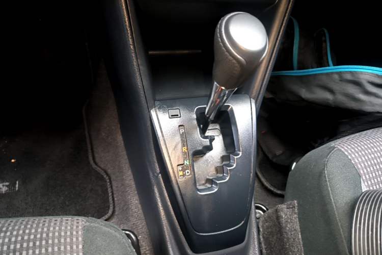 Used Toyota Vios 2021 1.5L CVT Innovation Edition Gear Lever