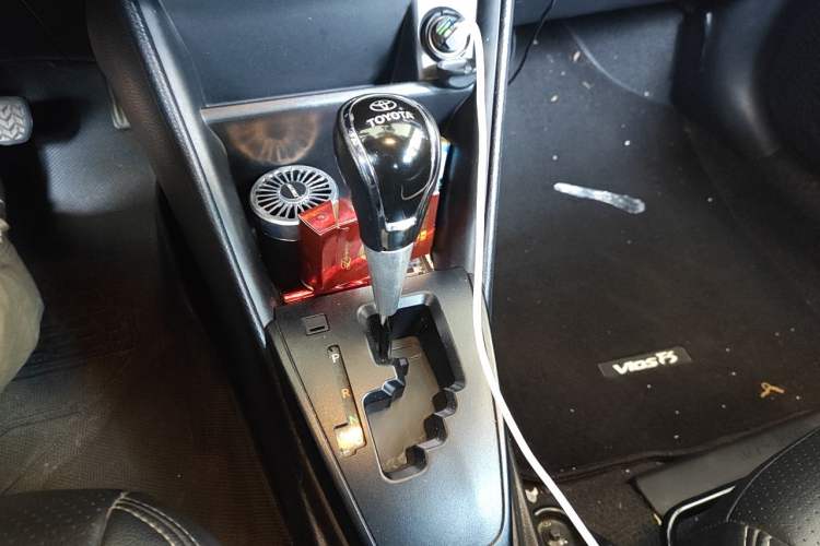 Used Toyota Vios 2021 1.5L CVT Innovation Edition Gear Lever