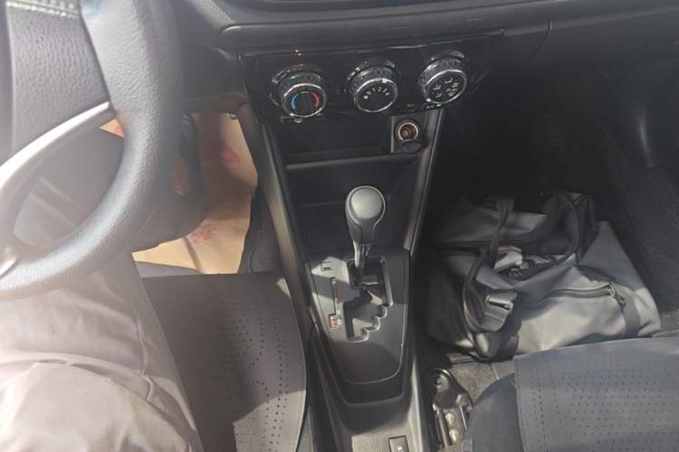 Used Toyota Vios 2021 1.5L CVT Innovation Edition Gear Lever
