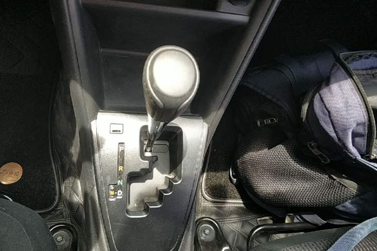 Used Toyota Vios 2021 1.5L CVT Comfort Edition Gear Lever
