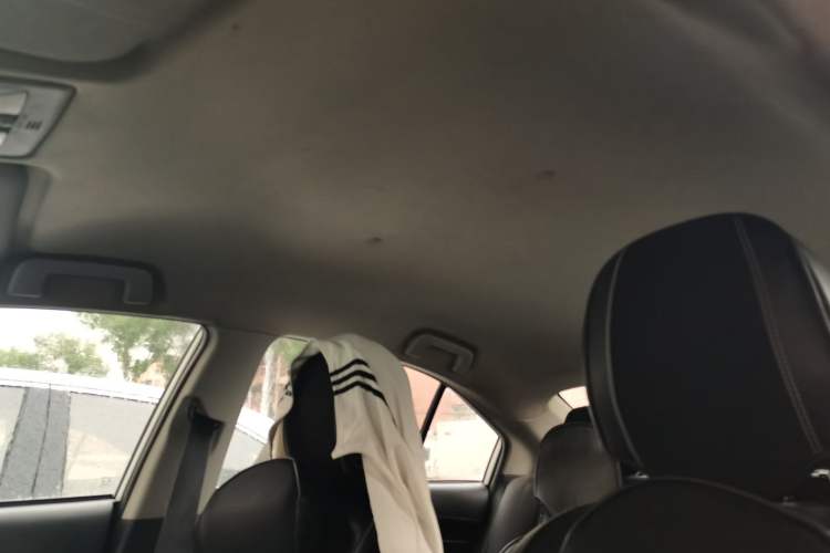 Used Toyota Vios 2021 1.5L CVT Innovation Edition Headliner